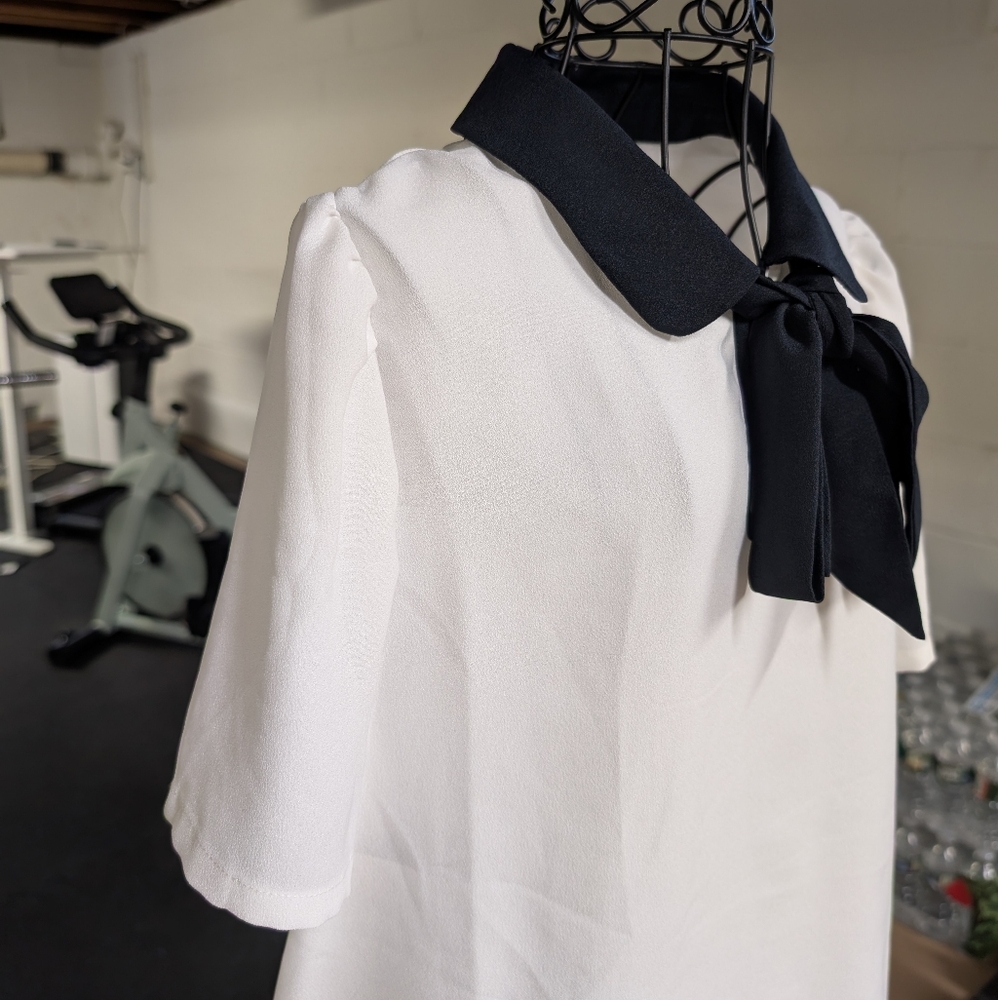 Modcloth White Top with Navy Accent - Picture 3 of 6